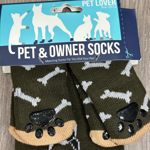 Pet & Owner Socks Unisex Matching Dog Small Breed Grippers Non Skid Brown NWT - Picture 4 of 6